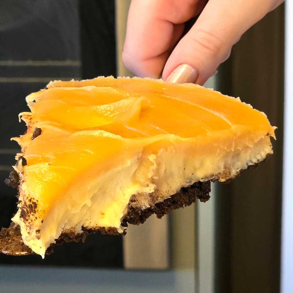 Torta de ninho com caramelo salgado